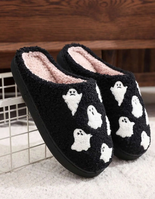 Load image into Gallery viewer, Halloween Christmas Velvet Lined Warm Slippers Holiday House Shoes Home Slipper for Women Fuzzy Outdoor Indoor Bedroom Slippers
