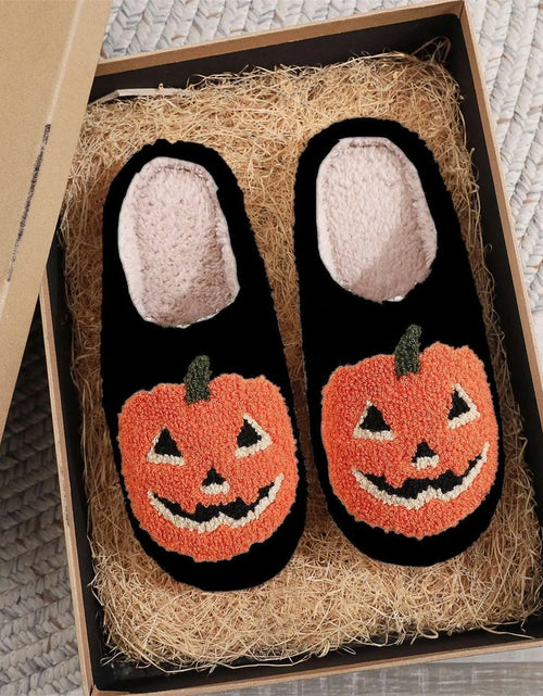 Load image into Gallery viewer, Halloween Christmas Velvet Lined Warm Slippers Holiday House Shoes Home Slipper for Women Fuzzy Outdoor Indoor Bedroom Slippers
