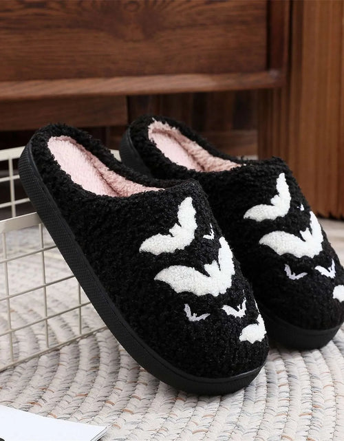 Load image into Gallery viewer, Halloween Christmas Velvet Lined Warm Slippers Holiday House Shoes Home Slipper for Women Fuzzy Outdoor Indoor Bedroom Slippers
